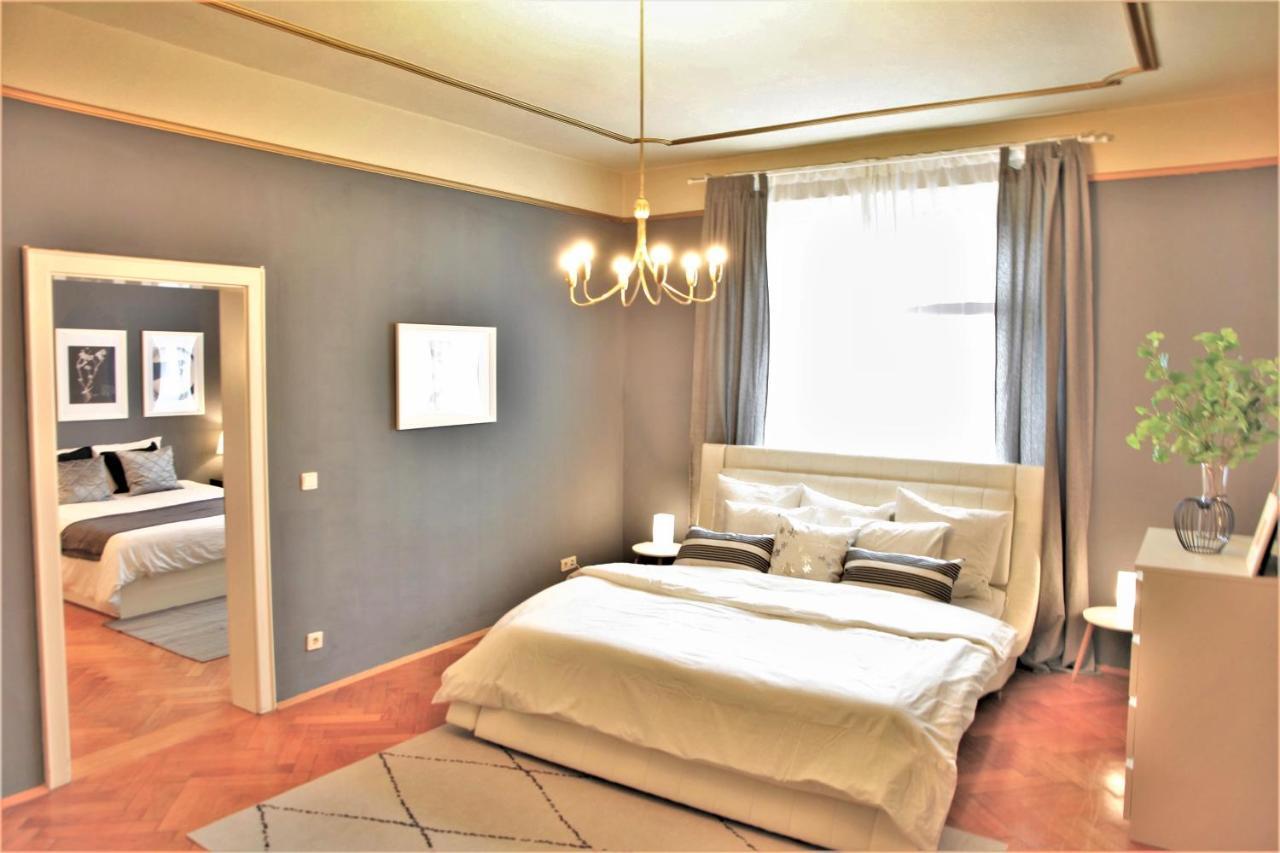 Spacious Apartment In The Heart Of Innsbruck Buitenkant foto